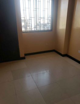 Room for Rent - 2 bedroom Flat for rent (5 mins walk from Marketi